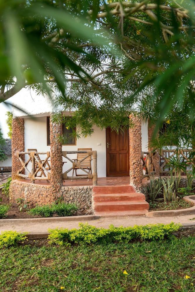 Sandies Baobab Beach Zanzibar Nungwi Exterior photo