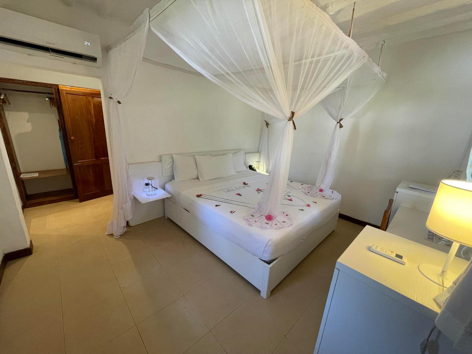 Sandies Baobab Beach Zanzibar Nungwi Exterior photo